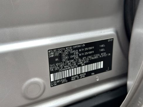 Used 2021 Toyota Venza XLE w/ Softex Package image 23