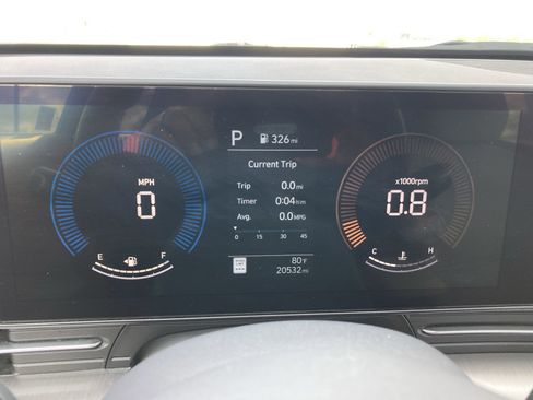 Used 2025 Hyundai Kona SEL image 10