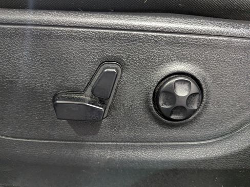 Used 2021 RAM 1500 Big Horn image 19