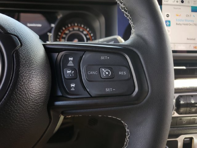 Certified 2025 Jeep Wrangler Sport AWD/4WD image 22