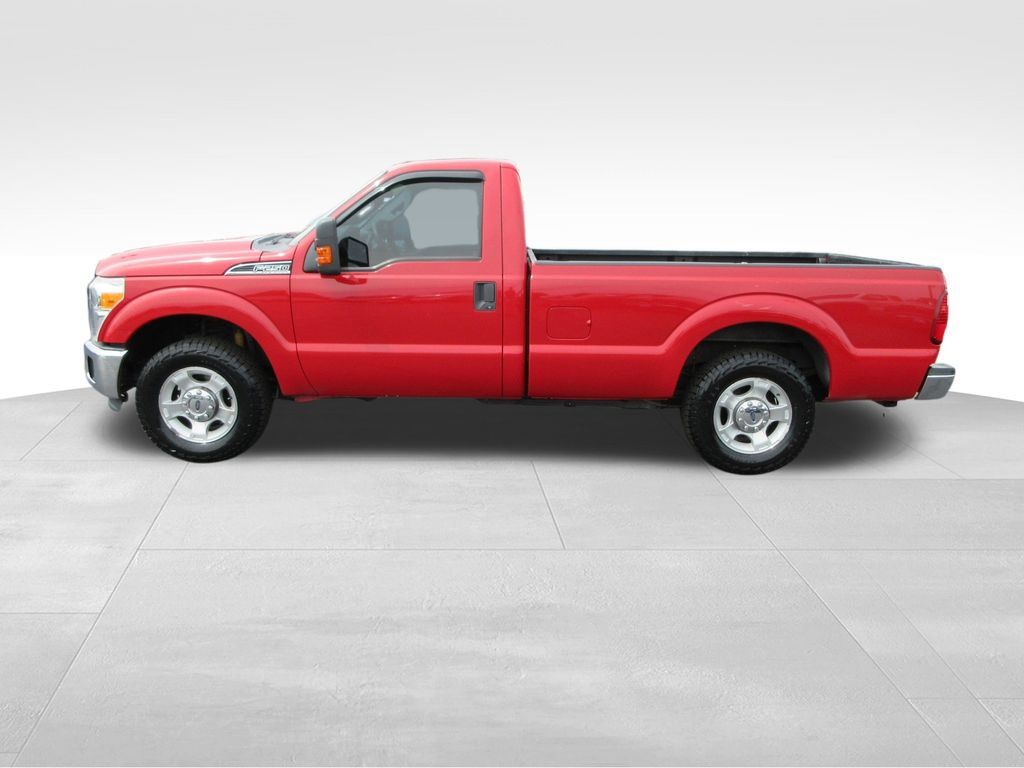 Used 2015 Ford F250 XLT RWD image 2