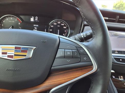 Used 2024 Cadillac XT5 Premium Luxury FWD image 28