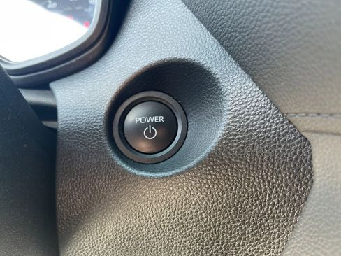 Used 2024 Toyota Corolla Cross AWD Hybrid w/ Moonroof Package image 24