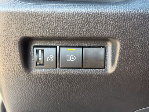 Used 2024 Toyota RAV4 XLE AWD/4WD image 17