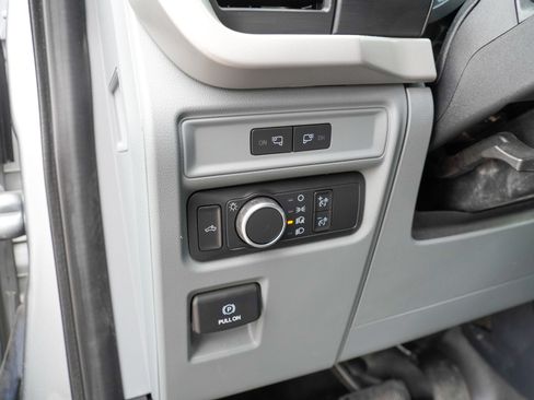 Used 2022 Ford F150 XL w/ Equipment Group 101A High RWD image 14