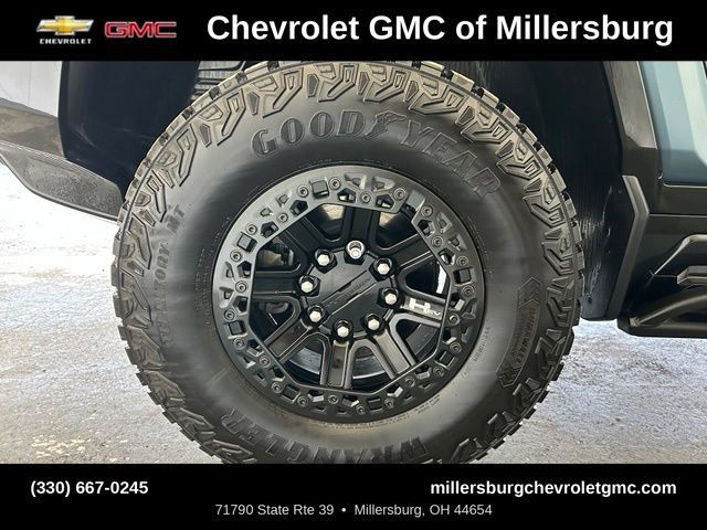 Used 2024 GMC Hummer EV 3X w/ Omega Edition AWD/4WD image 17