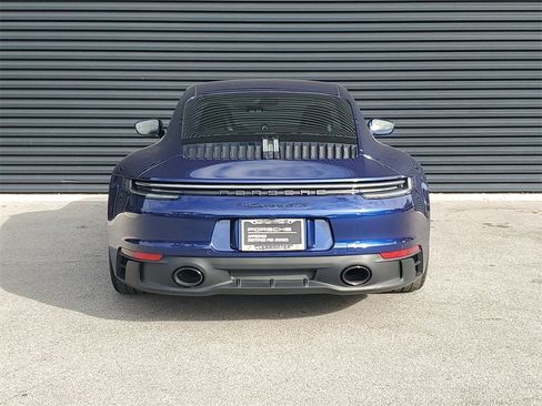 Used 2024 Porsche 911 Carrera GTS image 6