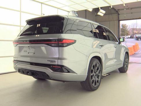 Used 2025 Lexus TX 500h AWD w/ Technology Package image 6