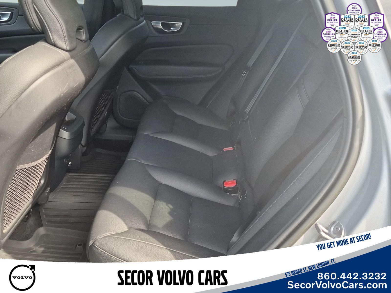 Certified 2023 Volvo XC60 B5 Plus w/ Climate Package AWD/4WD image 21