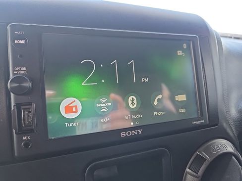 Used 2018 Jeep Wrangler Sport image 52