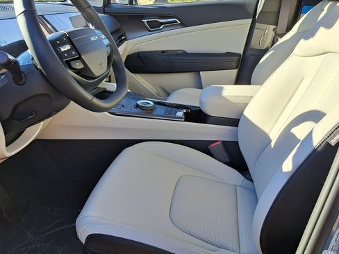 New 2026 Kia Sportage EX AWD/4WD image 12