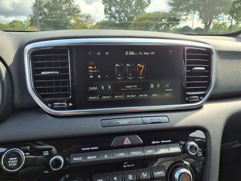 Used 2022 Kia Sportage EX w/ EX Technology Package image 20