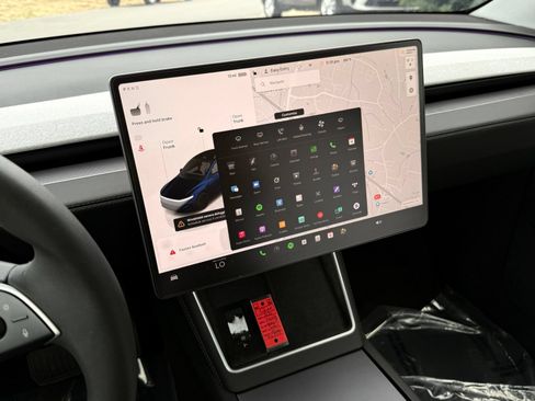 Used 2026 Tesla Model Y 2WD image 44