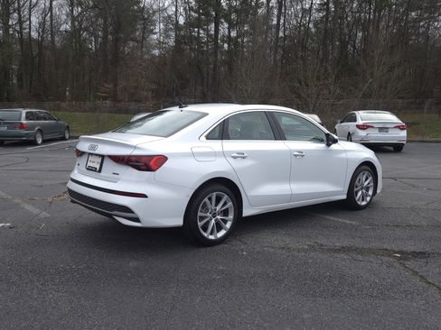 Used 2025 Audi A3 2.0T Premium w/ Convenience Package image 5