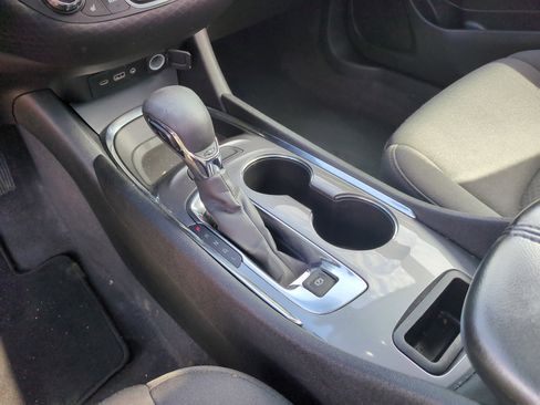 Used 2023 Chevrolet Malibu LT image 12