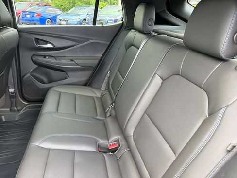 Used 2025 Buick Envista Sport Touring w/ Convenience I Package FWD image 22