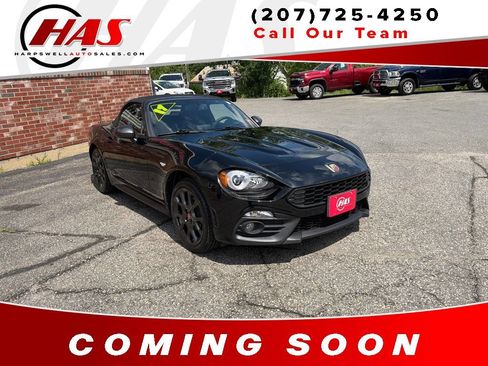 Used 2017 FIAT 124 Spider Abarth RWD image 7