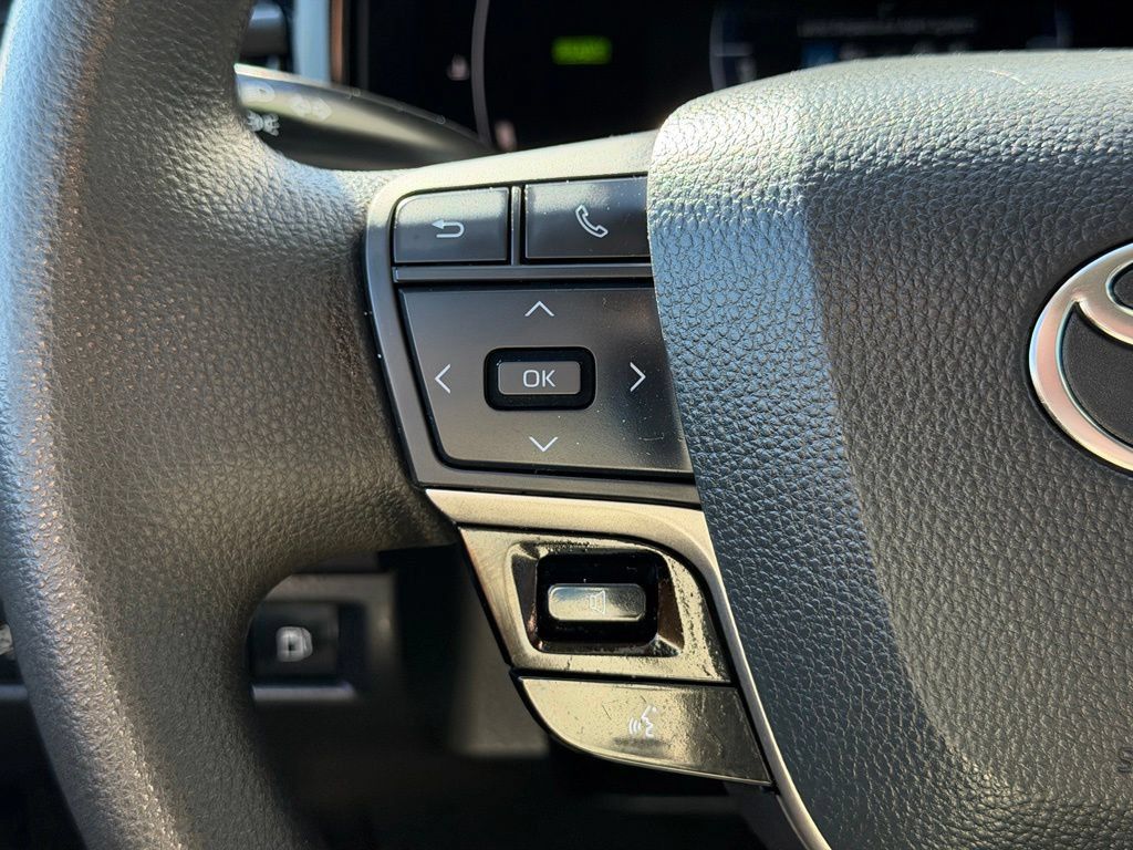 Used 2025 Toyota Camry LE FWD image 16