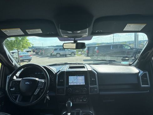 Used 2017 Ford F150 XLT w/ Equipment Group 302A Luxury AWD/4WD image 19