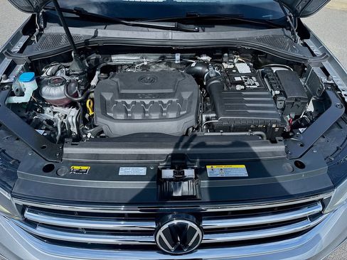 Used 2023 Volkswagen Tiguan SE FWD image 30