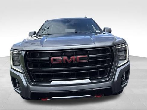 Used 2021 GMC Yukon XL AT4 AWD/4WD image 2