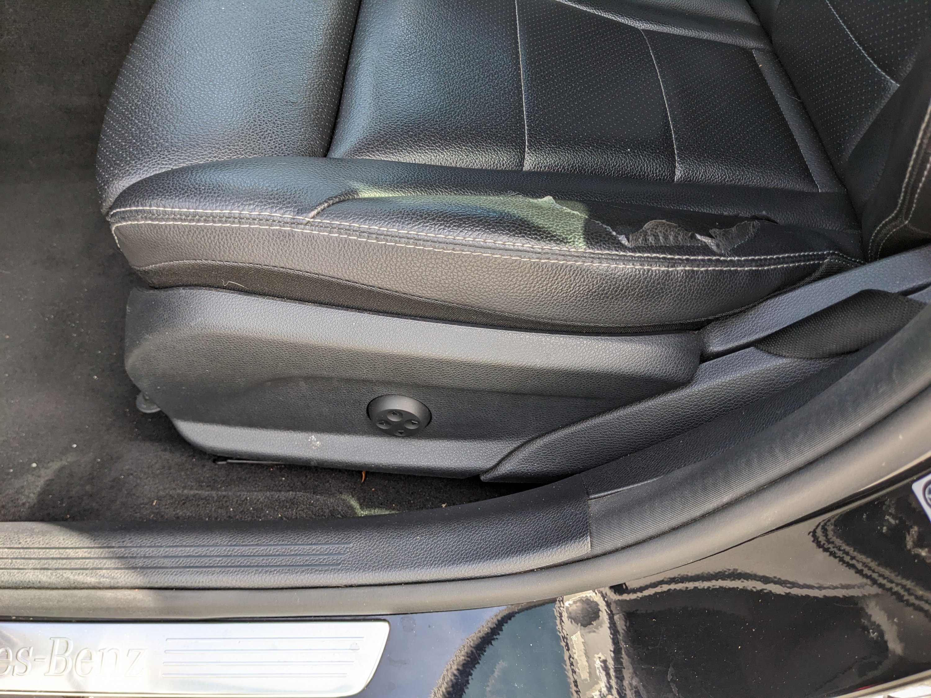 Used 2019 Mercedes-Benz C 300 Sedan image 22