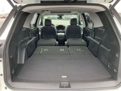 Used 2020 Chevrolet Traverse Premier AWD/4WD image 14