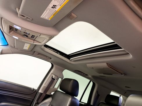Used 2016 GMC Yukon SLT w/ Open Road Package RWD image 27