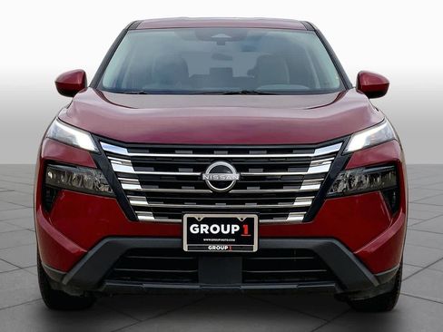 Used 2025 Nissan Rogue SV AWD/4WD image 4