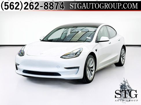 Used 2023 Tesla Model 3 Standard Range RWD image 1