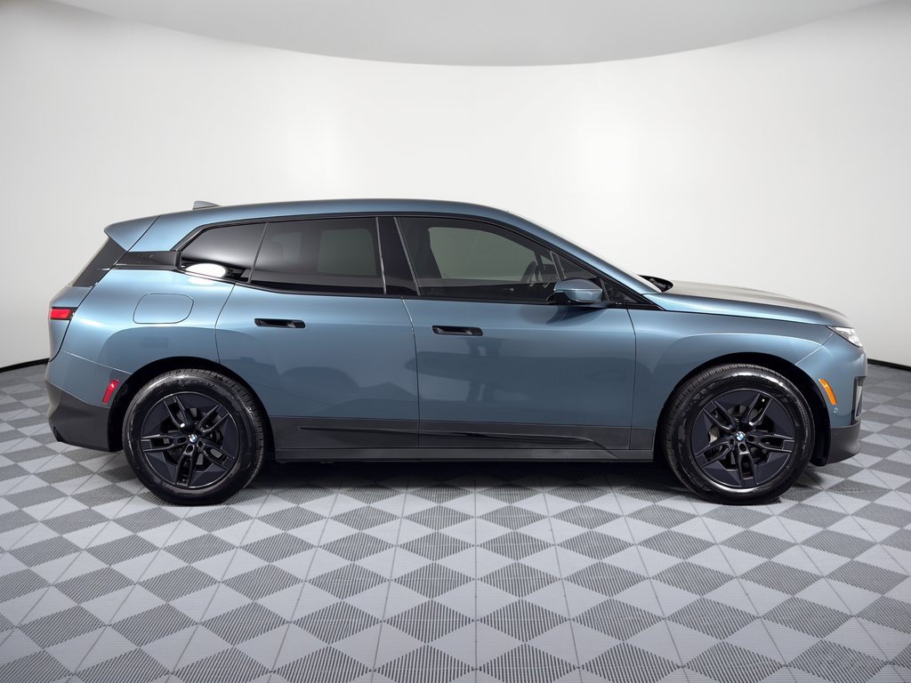 Used 2024 BMW iX xDrive50 w/ Convenience Package AWD/4WD image 8