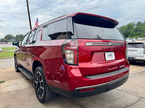 Used 2022 Chevrolet Suburban RST w/ Luxury Package RWD image 4