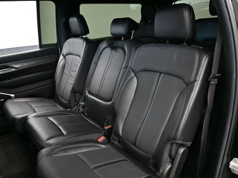 Used 2022 Jeep Wagoneer Series II image 34