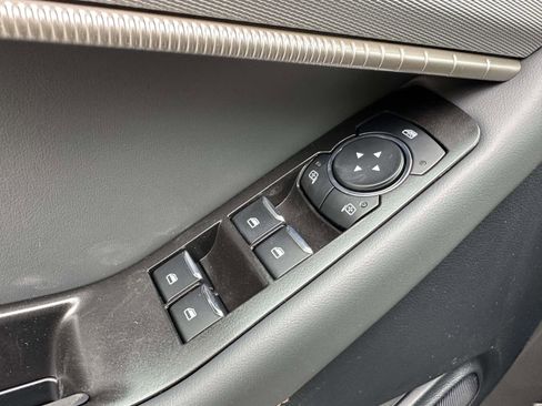 New 2026 Ford Explorer Active w/ Active Comfort Package image 22