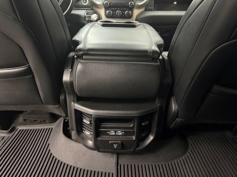 Used 2021 RAM 1500 Laramie AWD/4WD image 28