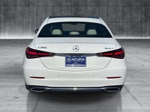 Used 2025 Mercedes-Benz C 300 4MATIC Sedan image 4