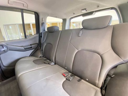 Used 2010 Nissan Xterra S AWD/4WD image 23