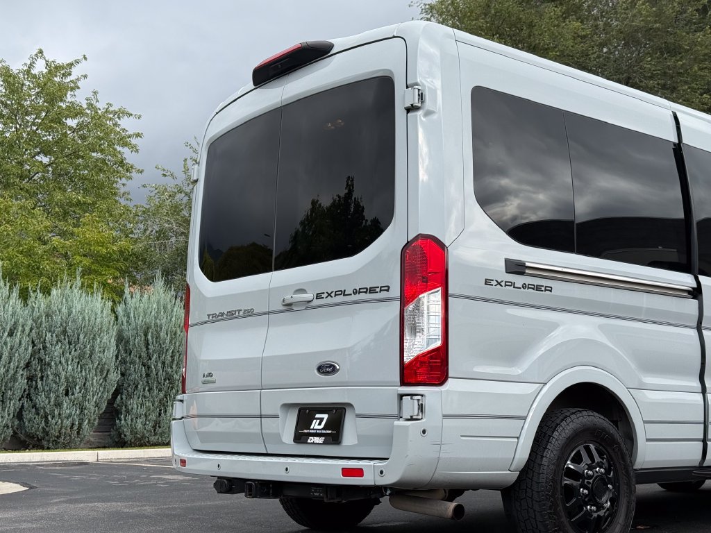 Used 2021 Ford Transit 250 Medium Roof AWD image 15
