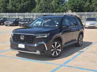Used 2025 Honda Pilot Elite video 2