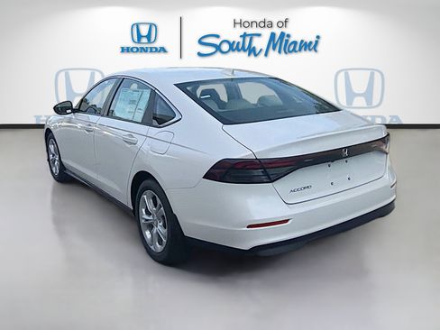 New 2026 Honda Accord LX image 5