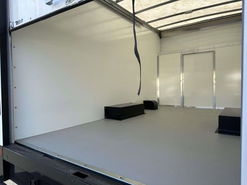 New 2025 Chevrolet Express 3500 w/ Power Convenience Package image 23