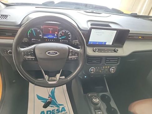 Used 2022 Ford Maverick Lariat w/ Lariat Luxury Package FWD image 6