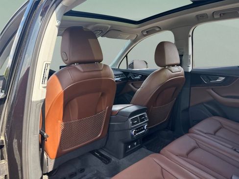 Used 2019 Audi Q7 3.0T Prestige w/ Prestige Package AWD/4WD image 19