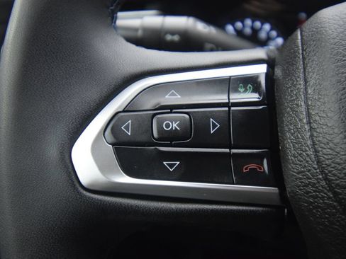 Used 2022 Jeep Compass Latitude AWD/4WD image 35