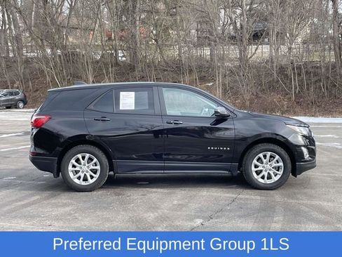 Certified 2020 Chevrolet Equinox LS w/ LS Convenience Package image 2