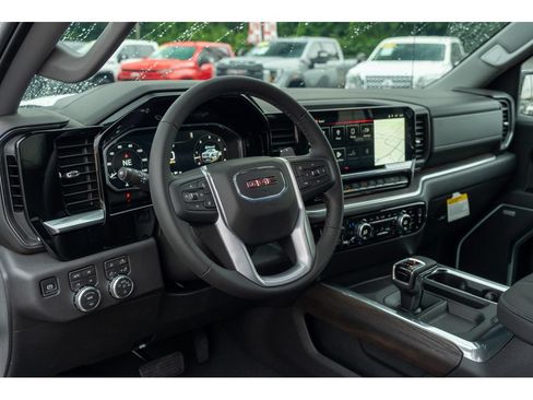 New 2026 GMC Sierra 1500 SLT w/ SLT Premium Plus Package AWD/4WD image 11