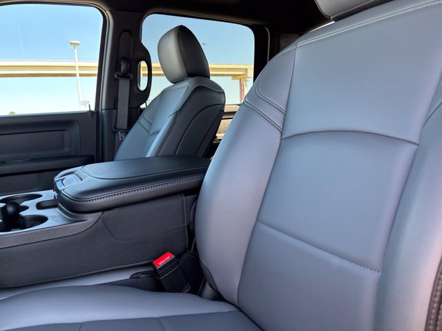 New 2026 RAM 3500 Tradesman AWD/4WD image 35