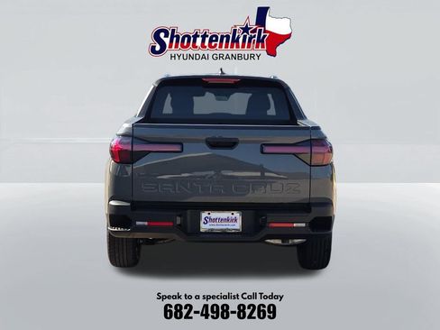 Used 2026 Hyundai Santa Cruz SEL FWD image 7