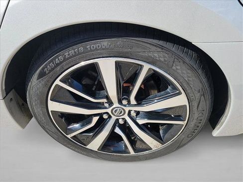 Used 2021 Nissan Maxima 3.5 SV w/ Floor Mat Group image 12