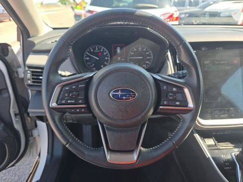 Used 2023 Subaru Outback Premium AWD/4WD image 10
